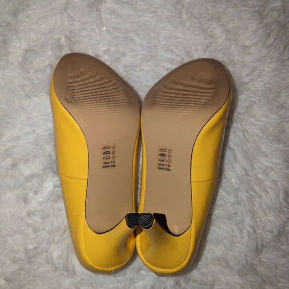 Michael Antonio yellow heels - Picture 8 of 15